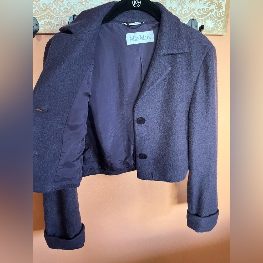 Max Mara Cropped Wool Jacket - Picture 2 of 8